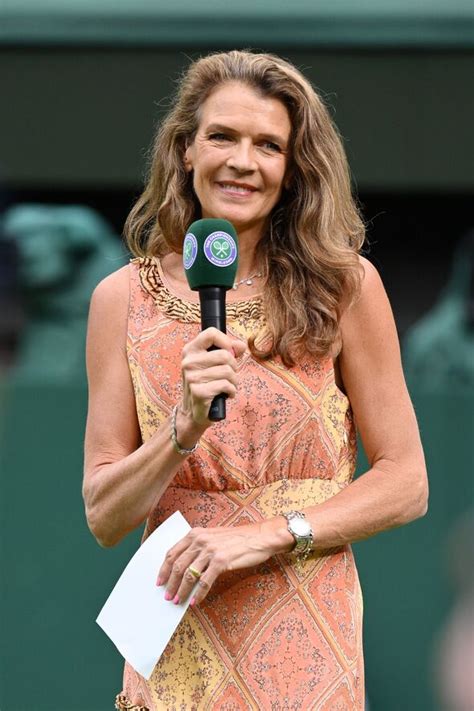 Annabel Croft .